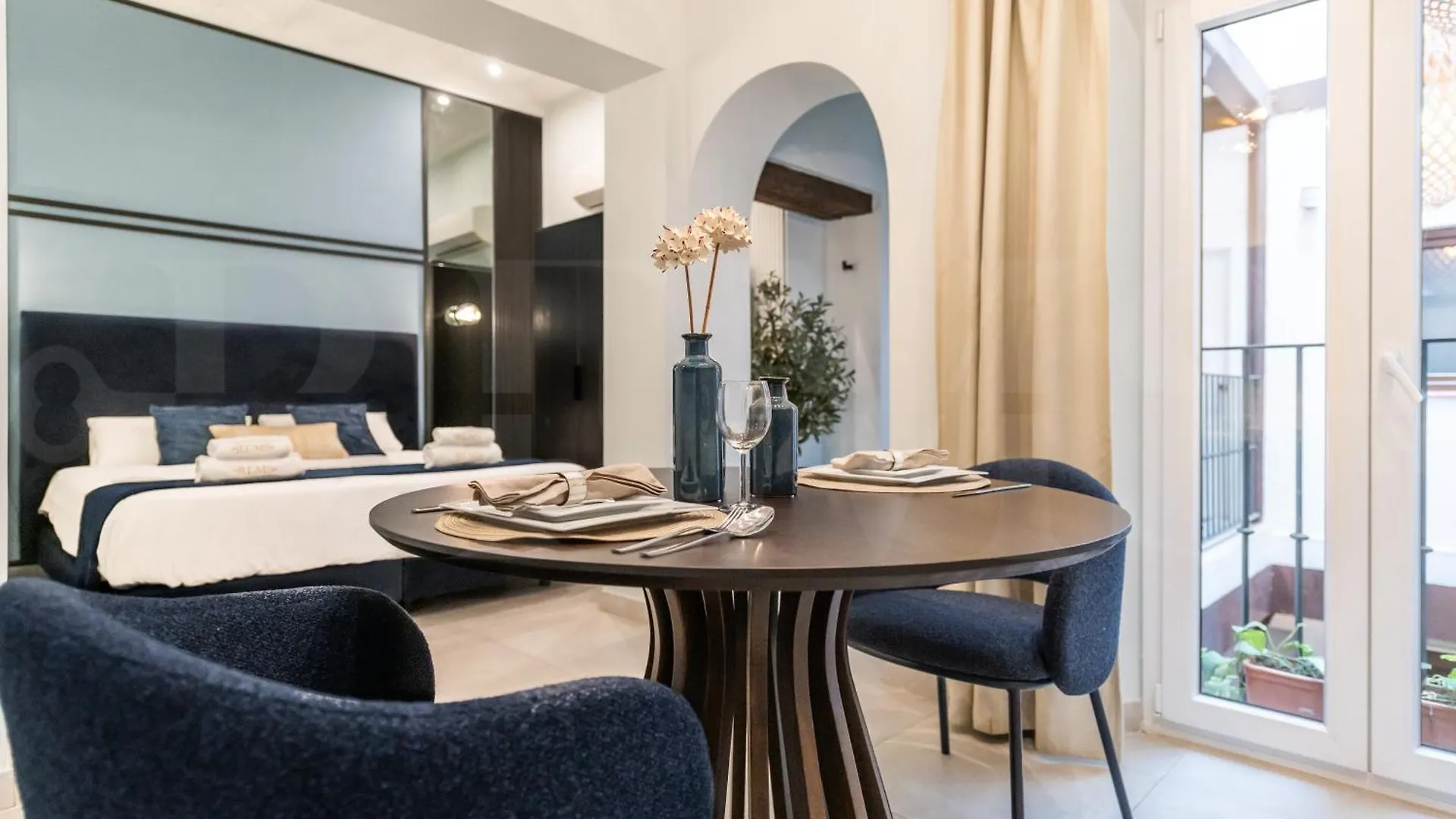 Modern Studio In The Heart Of Malaga By Rems