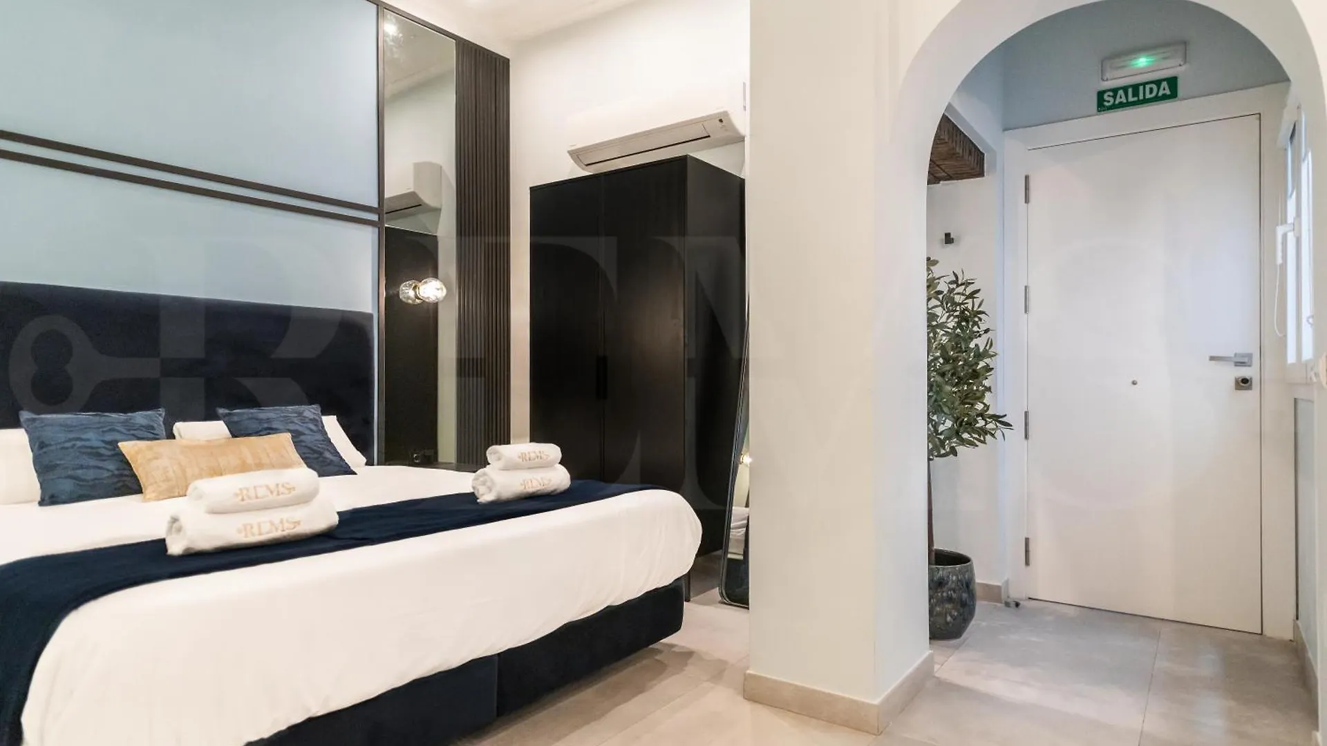 Modern Studio In The Heart Of Malaga By Rems Apartment